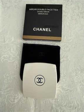 CHANEL White Compact Mirror with Black CC Logo